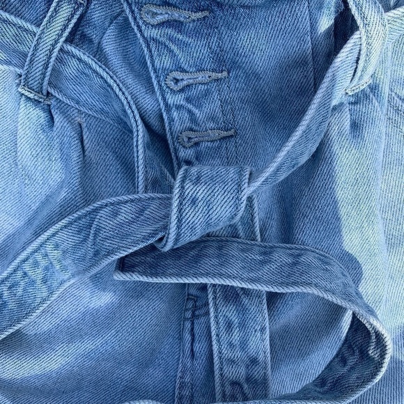 AMERICAN Eagle High Waist Denim Shorts Size 4 - Picture 4 of 6